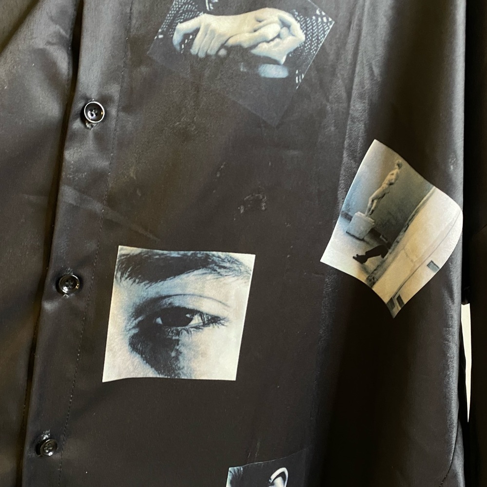 Resuapre Abstract Button Up - Picture 3 of 4